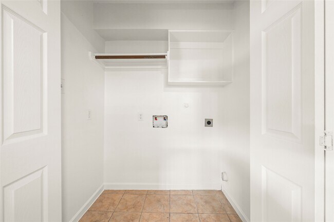 Foto del edificio - 1520 Sherwood Forest St
