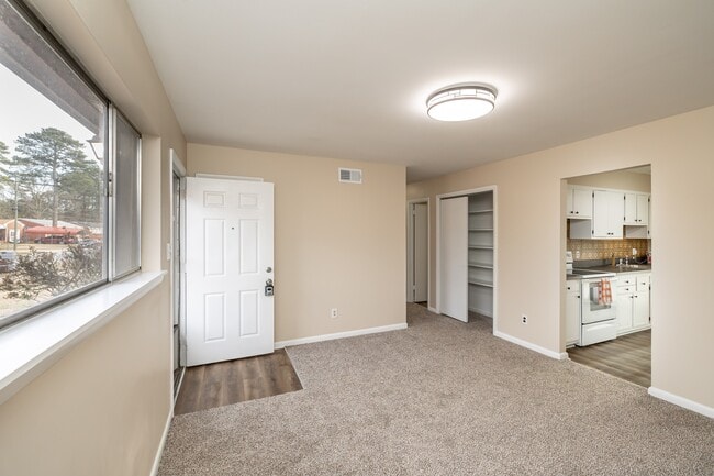 Building Photo - 3945 Starboard Rd