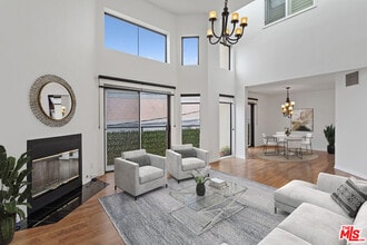 Building Photo - 12000 Goshen Ave