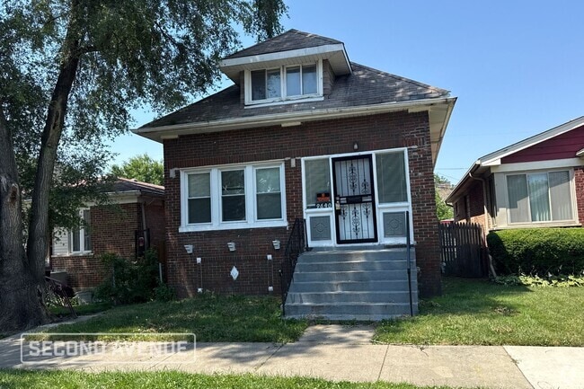 Building Photo - 9640 S Calumet Ave