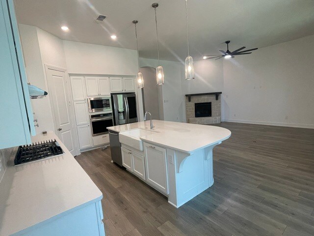 Foto del edificio - 4317 Sanctuary Dr