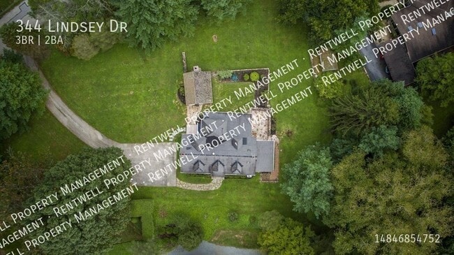 Building Photo - Berwyn Single Family- 3 bed 2 bath $3,500 ...