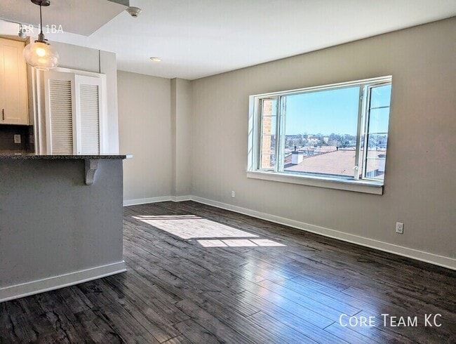 Building Photo - 209 Emanuel Cleaver II Blvd.