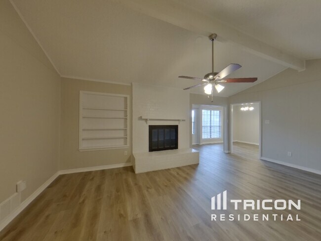 Building Photo - 1020 Almond Drive Mansfield TX