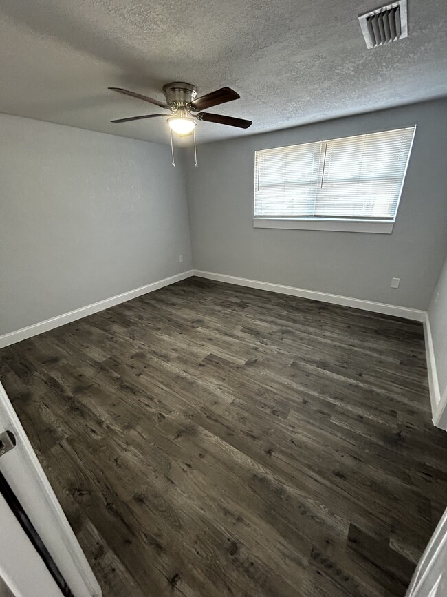 Building Photo - 7329 Orange Blossom Ave