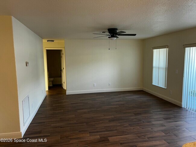 Foto del edificio - 1914 Fletcher St