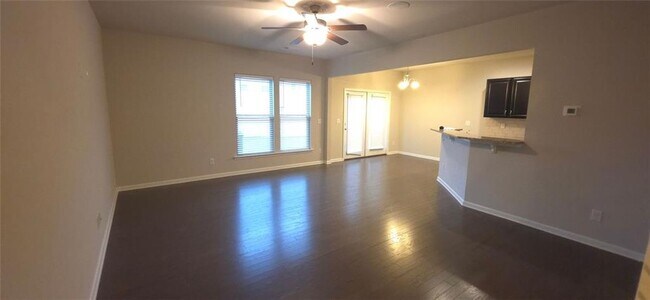 Foto del edificio - 107 Greenfield Dr