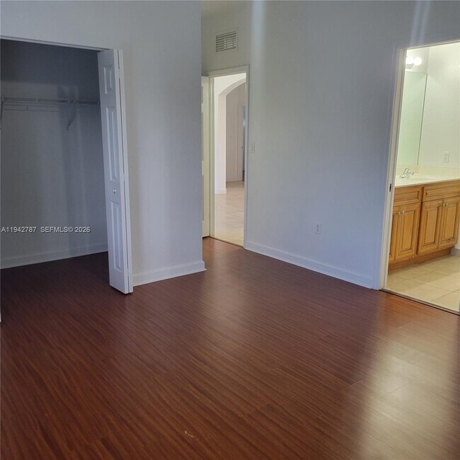 Foto del edificio - 13383 Southwest 270th Street