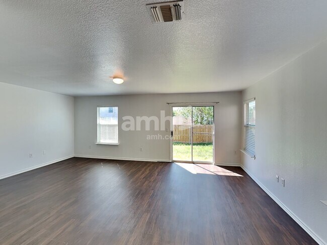 Building Photo - 7827 Copper Hollow