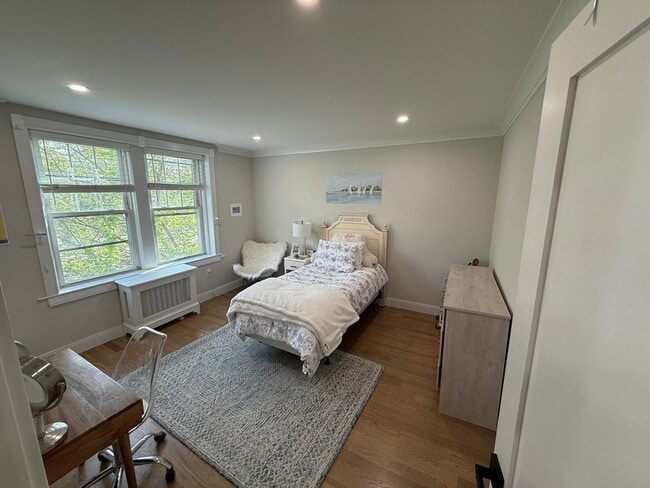 Building Photo - 2031 Commonwealth Ave