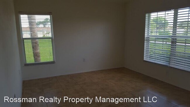 Foto del edificio - 4 br, 2 bath House - 2202 NE 20th Ave