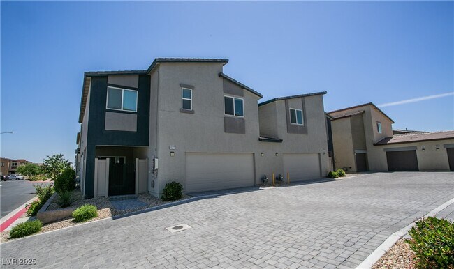 Building Photo - 4531 Stardust Moon Ave