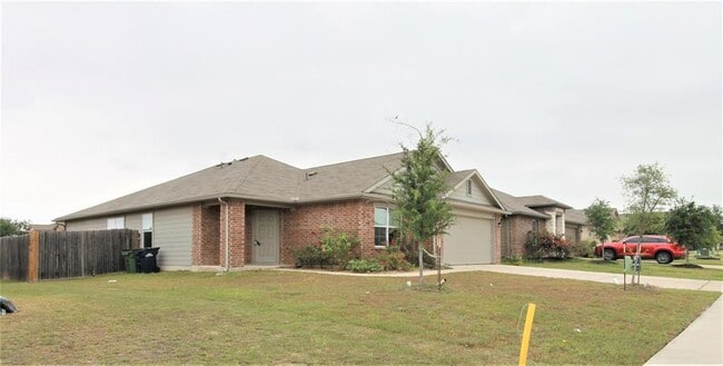 Building Photo - 108 Acadia Cv