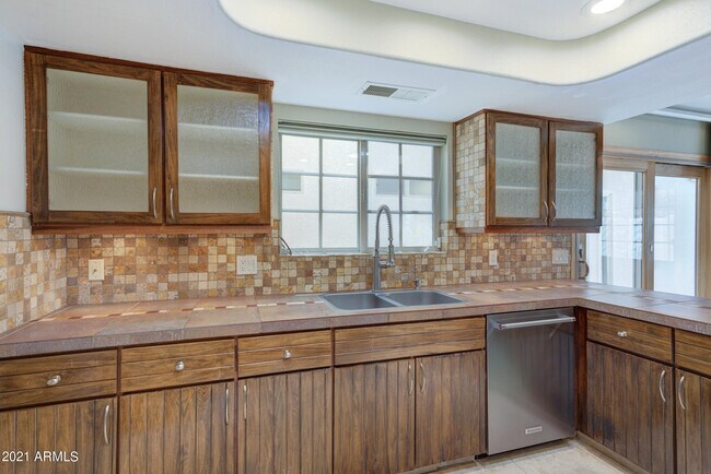 Foto del edificio - 11451 N Century Ln