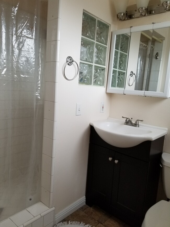 Foto del edificio - 3849 W 172nd St