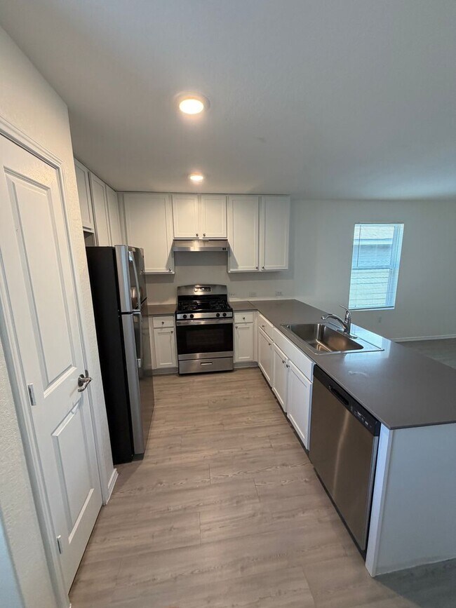 Foto del edificio - Beautiful VIDA Home Available Now – 2 Weeks FREE Rent!