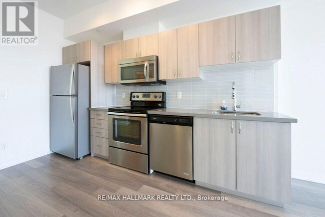 Photo du bâtiment - 16 McAdam Ave