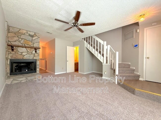 Building Photo - 6327 Windsor Gate Ln