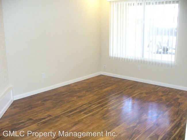Building Photo - 3341 NE 57th Ave
