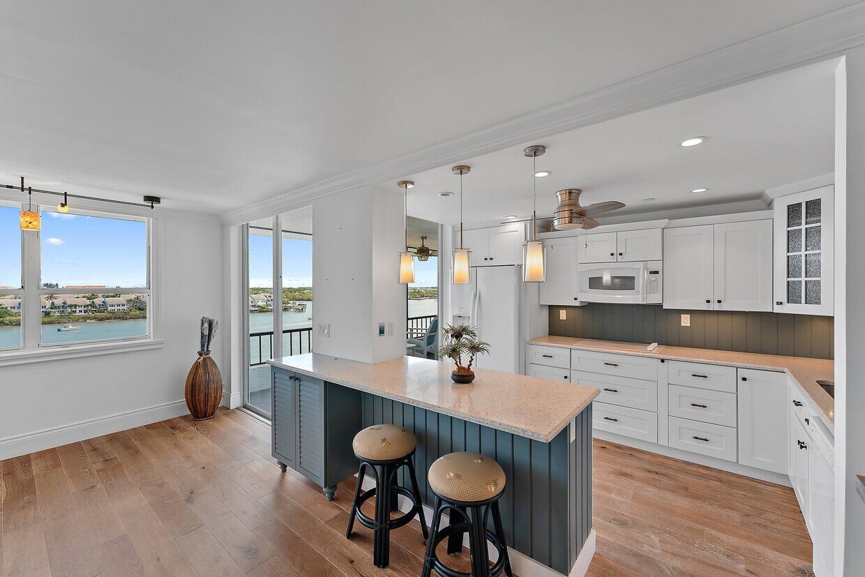 Primary Photo - 1542 Jupiter Cove Dr