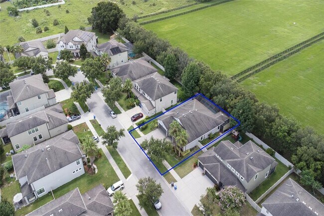 Foto del edificio - 1122 Oakcrest Dr