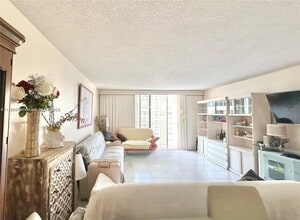 Building Photo - 1801 S Ocean Dr