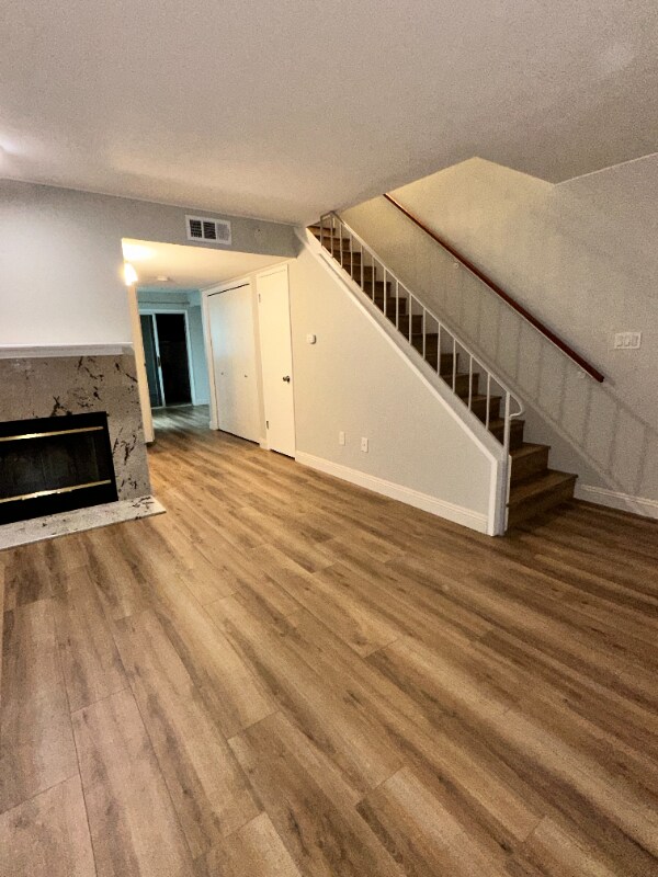 Building Photo - 2600 Brookside Dr