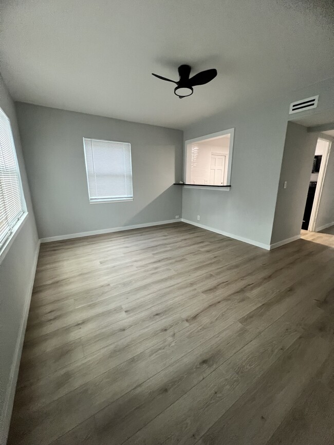 Building Photo - 1423 Asher Ln