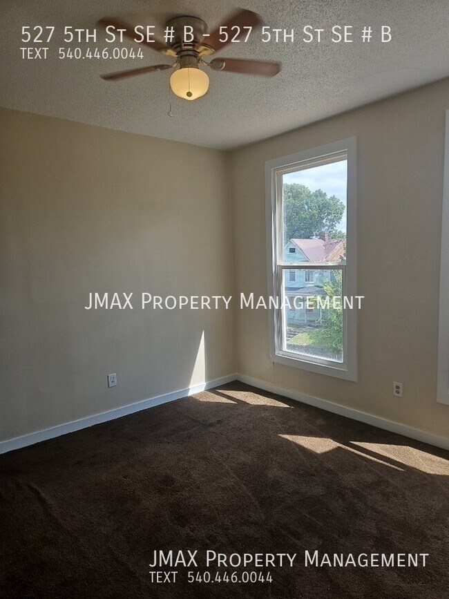 Building Photo - This property has a no security deposit op...