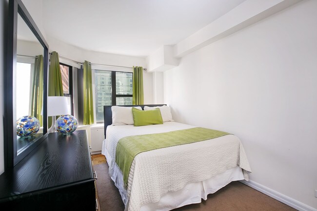 Foto del edificio - 279 E 44th St