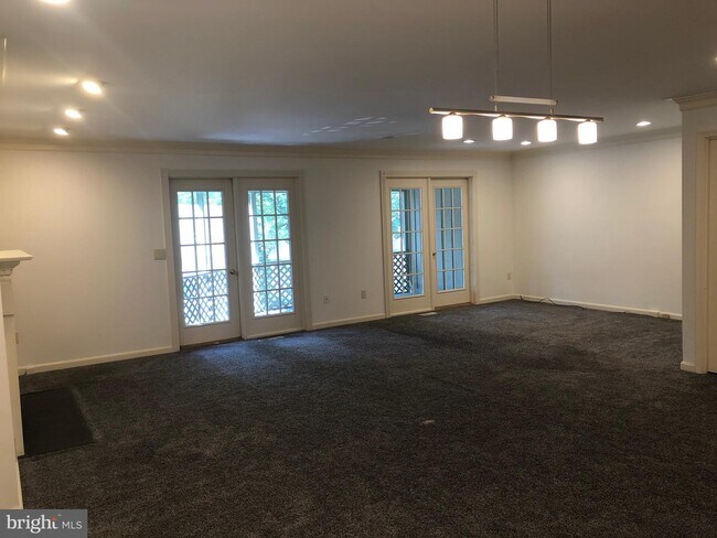 Building Photo - 1105 Galway Ct