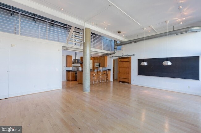Building Photo - 2328 Champlain St NW