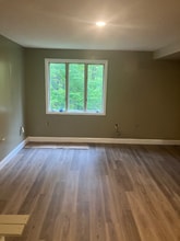 Building Photo - 63 Beaudry Ln