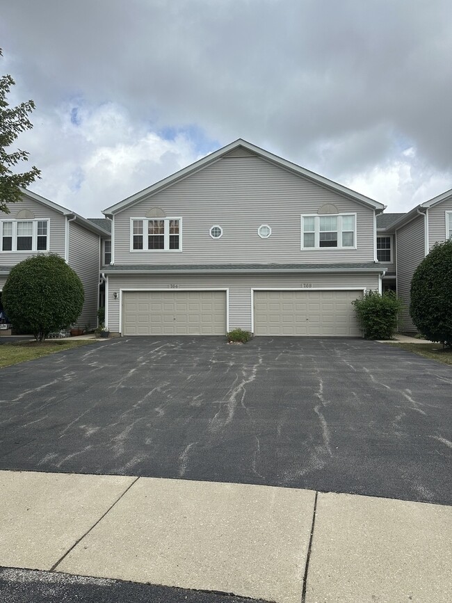 Building Photo - 764 Panorama Ct