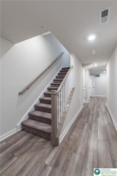 Foto del edificio - 4936 Brookside Ct