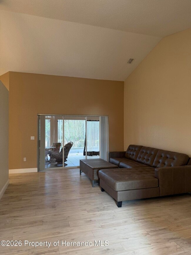 Building Photo - 9448 Tooke Shore Dr