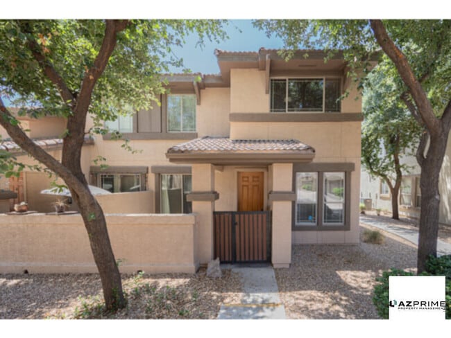 Building Photo - Escape the Ordinary in This Exquisite 3/3 ...