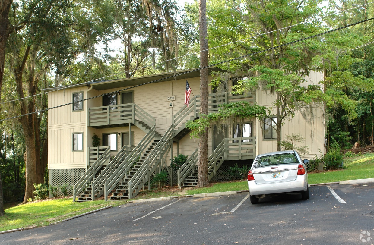 Hidden Forest Apartments in Tallahassee, FL