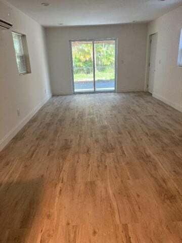 Building Photo - 4578 Dow Ln