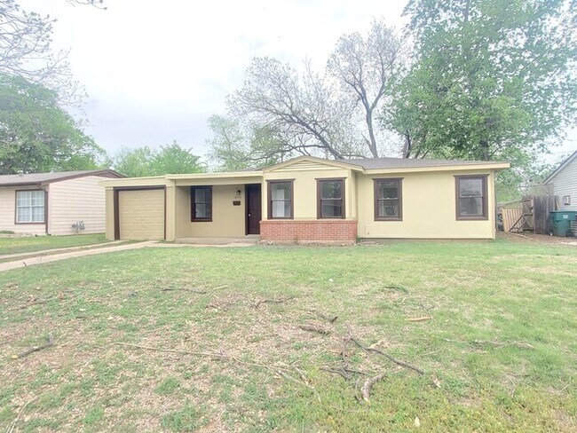 Foto del edificio - 3-1 with Garage - S Fort Worth Near I-35 & I-20