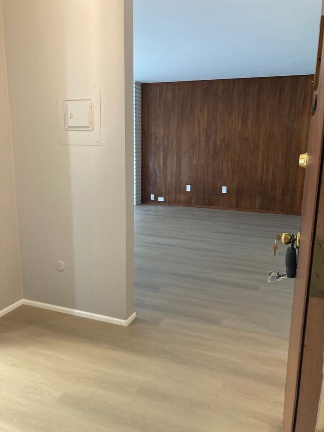 Building Photo - Cameo Apartments