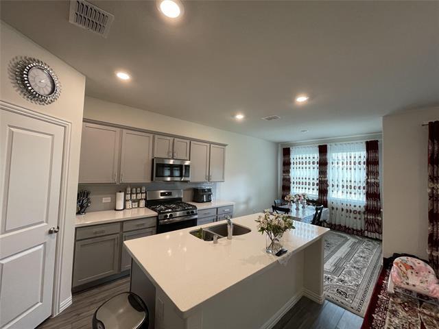 Foto del edificio - 411 Hackberry St