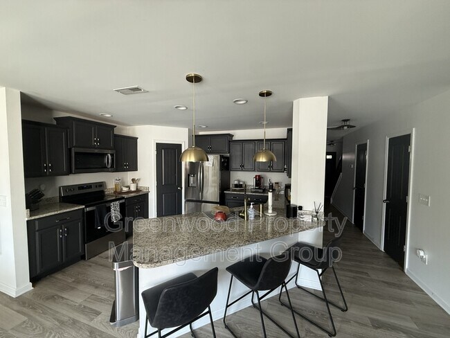 Foto del edificio - 111 Crepe Myrtle Ln