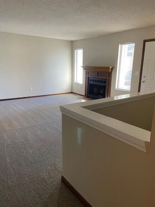 Foto del edificio - 8404-8406 W Thurman