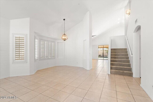 Foto del edificio - 9331 E Wood Dr