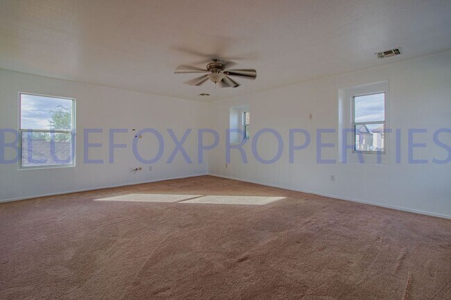 Foto del edificio - 2787 W Greenstreak Dr