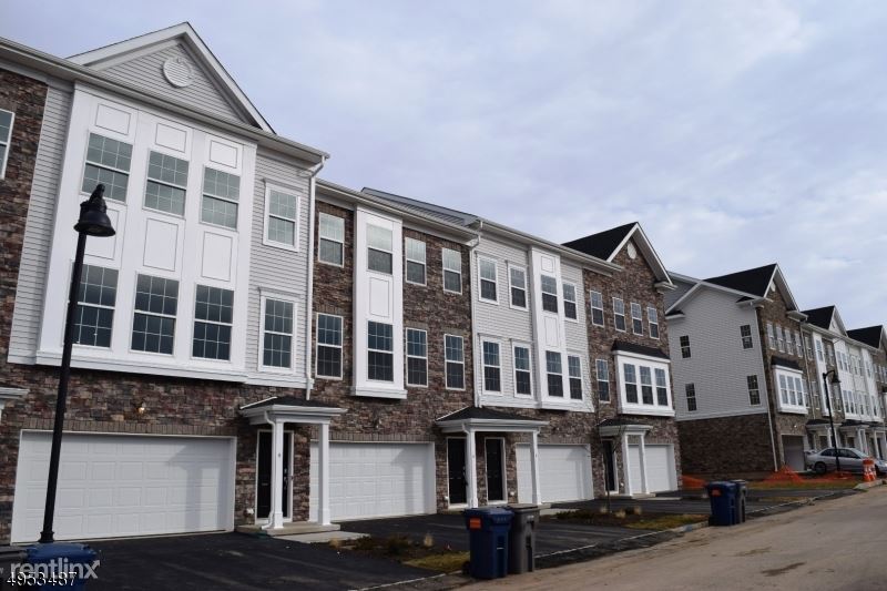 Primary Photo - 3 br, 3.5 bath Townhome - 6 Gerhard Pl