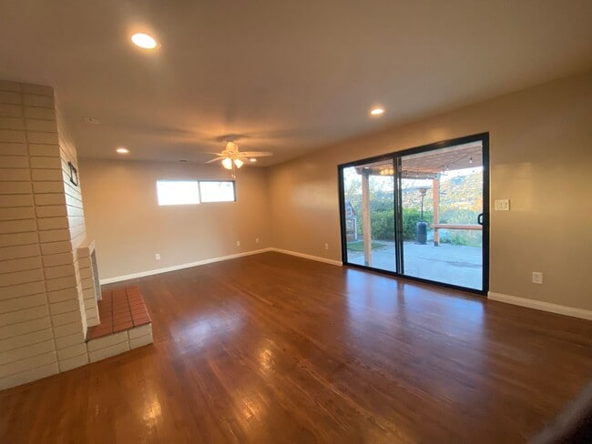 Building Photo - Fabulous House w/Great Backyard w/View and A/C in Casa De Oro!