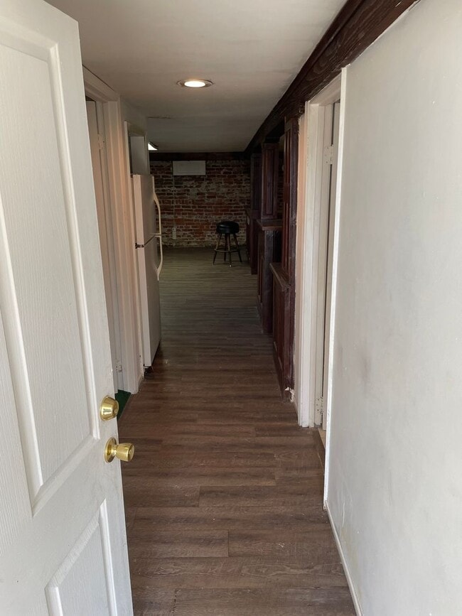 Building Photo - 1714 33rd St