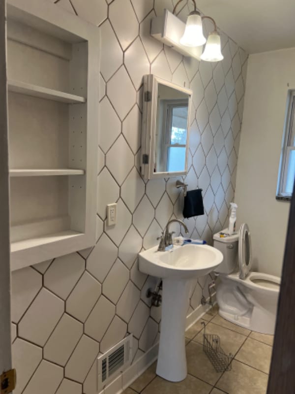 Building Photo - 118 Churchview Dr